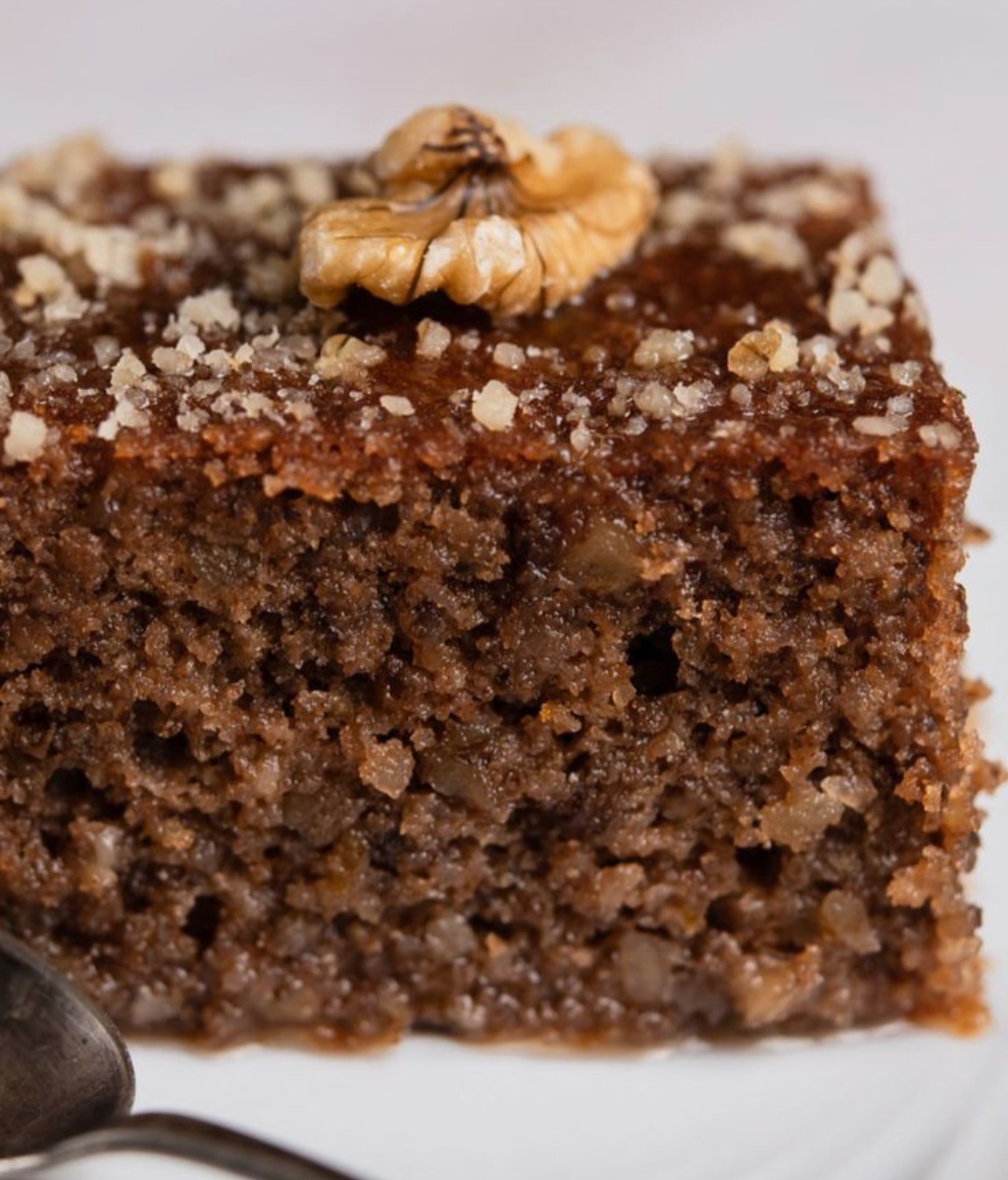 Walnut Brownie Cake